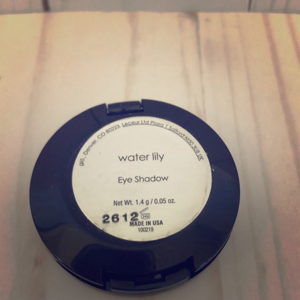 Glo Minerals eye shadow